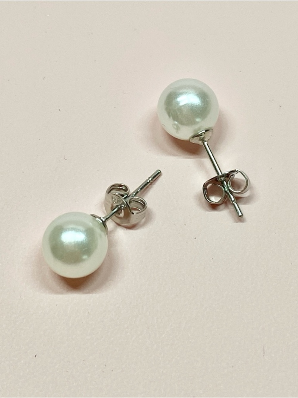 Classic White Pearl Stud Earrings - Timeless Women’s Jewelry NWOT